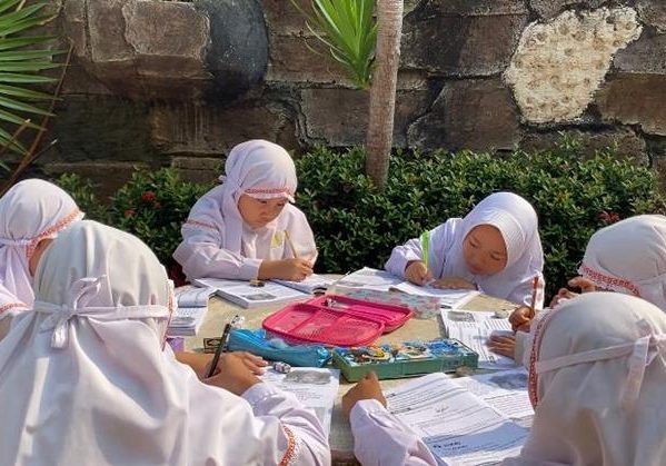 almuchtarkotabekasi.com (10)